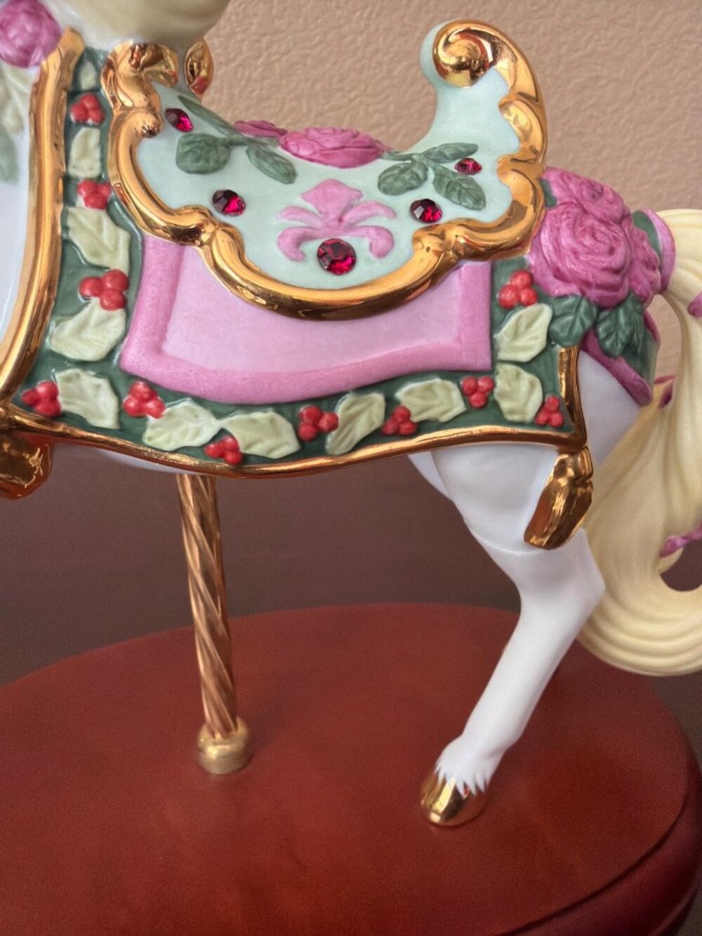 2009 Lenox Limited Edition "Rubies & Roses" Porcelain Carousel Horse w/FLAW - Picture 13 of 16